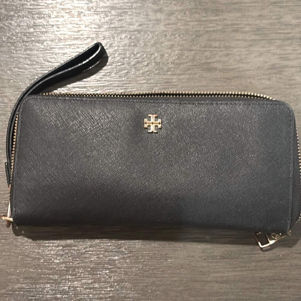 Tory Burch Black Zip Wallet with Gold Accent